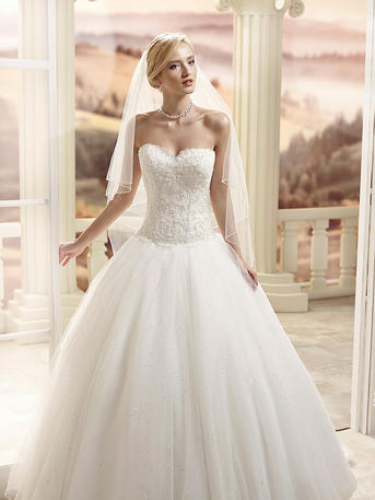 reflections prom and bridal