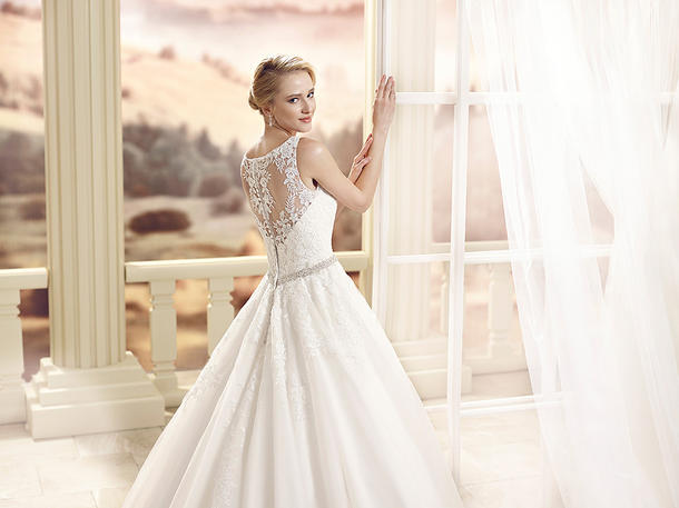 reflections prom and bridal