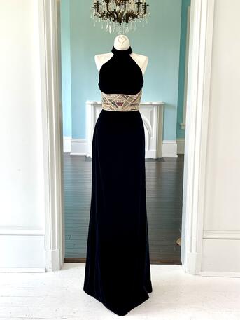 44747 Miss Priss Prom and Pageant store, Lexington, Kentucky, largest  selection of Sherri Hill prom gowns