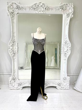 45763 Miss Priss Prom and Pageant store, Lexington, Kentucky, largest  selection of Sherri Hill prom gowns