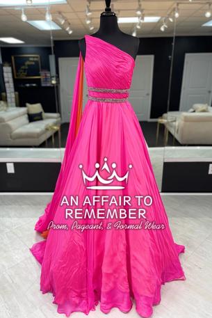 Pink Taffeta With Black Appliques Celebrity Prom Dresses Scoop